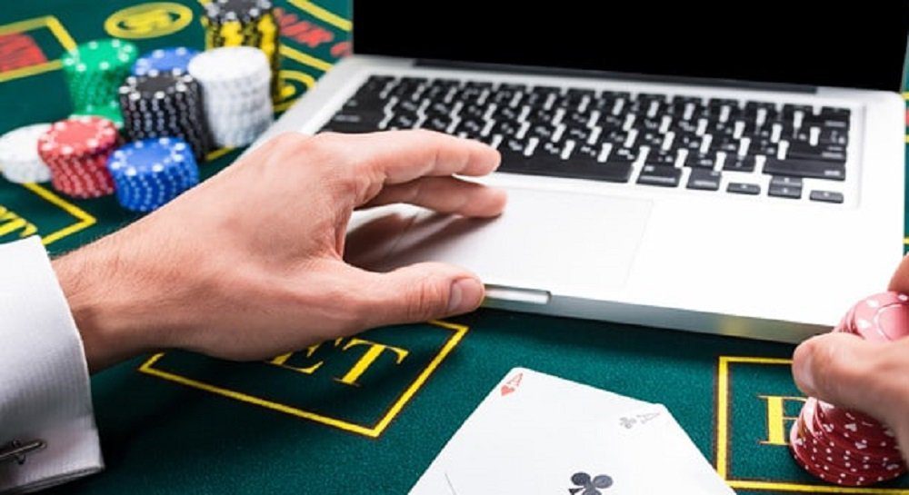 Come giocare ai casinò (se non lo hai mai fatto!) ed evitare di perdere soldi
