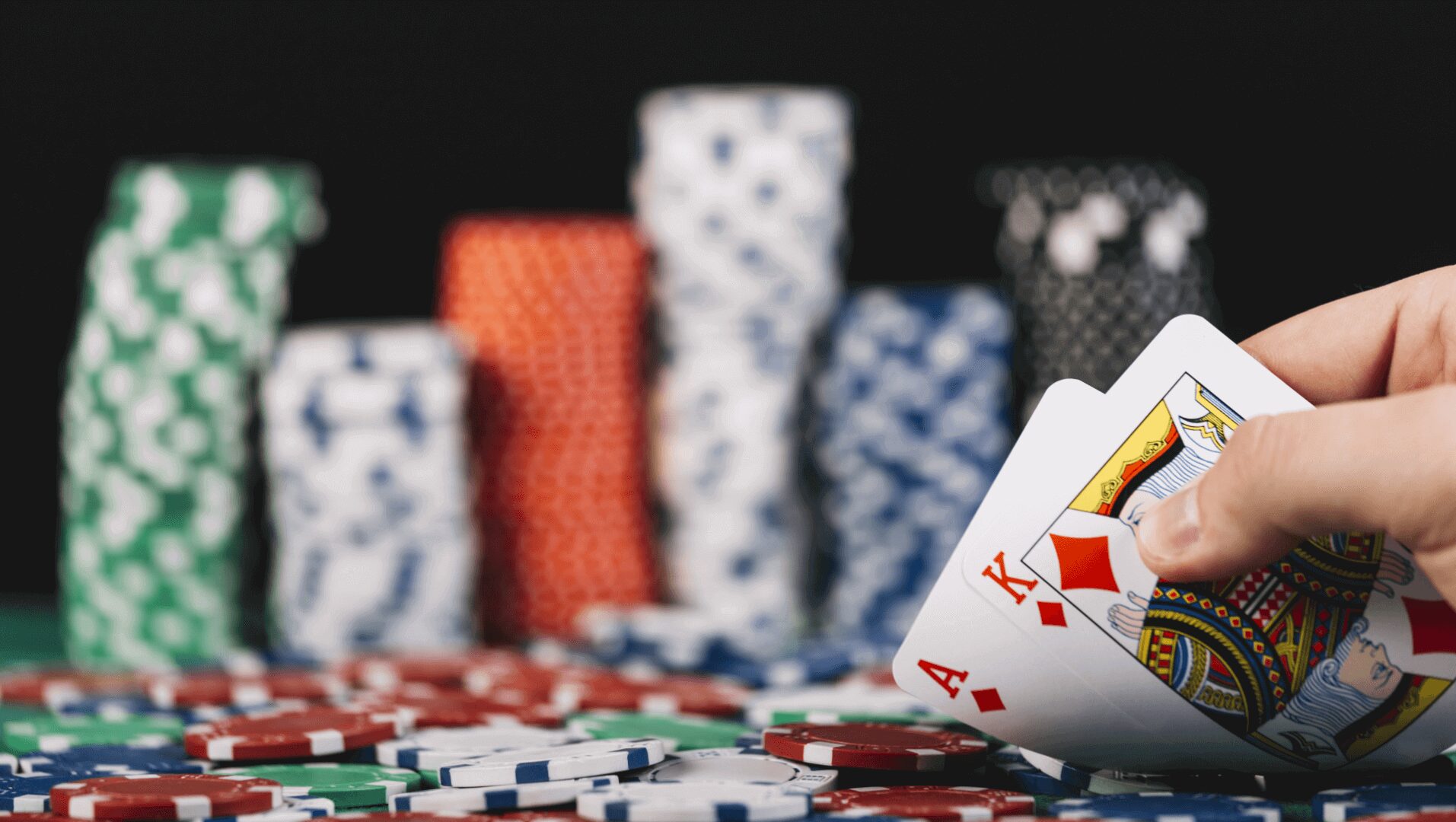 Quanto si guadagna giocando a poker online