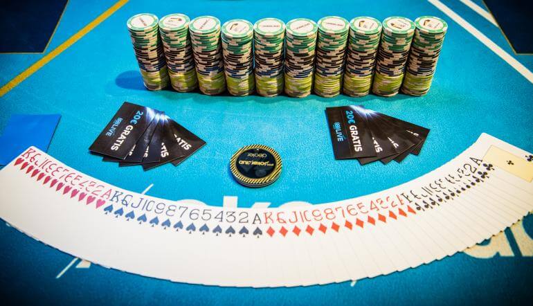 poker omaha e poker texas hold’em similitudini e differenze