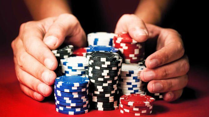 tattiche per vincere a poker online