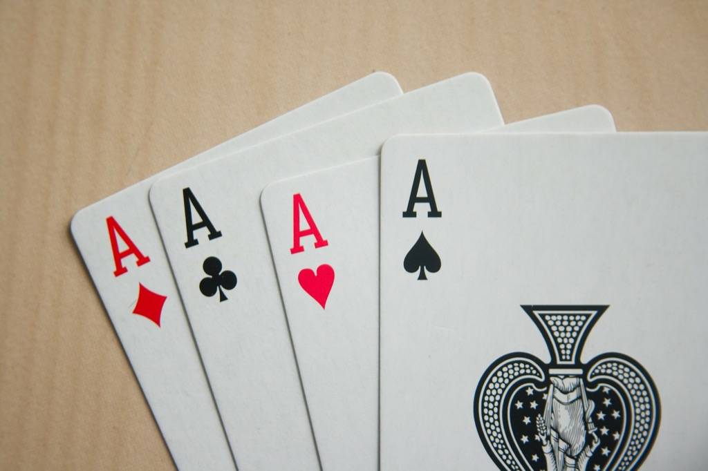 i semi delle carte da gioco e il poker
