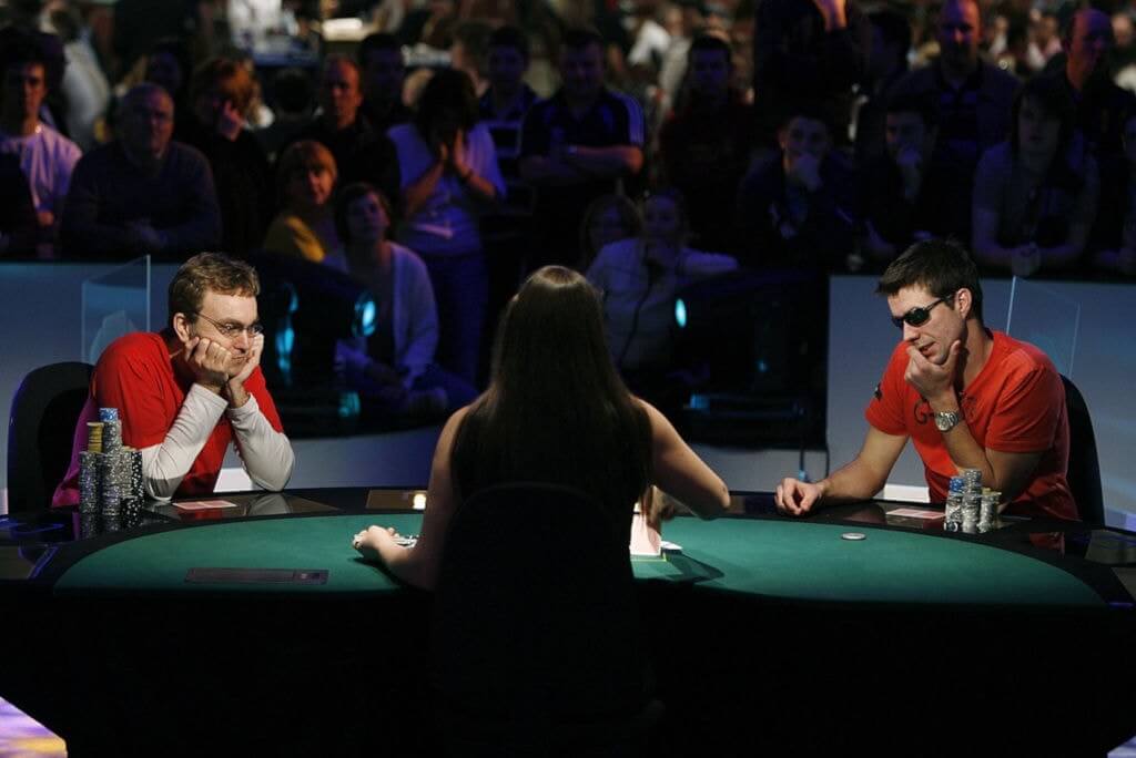 rimanere concentrati durante le partite di poker come fare