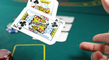 Giocare a poker può diventare un lavoro?