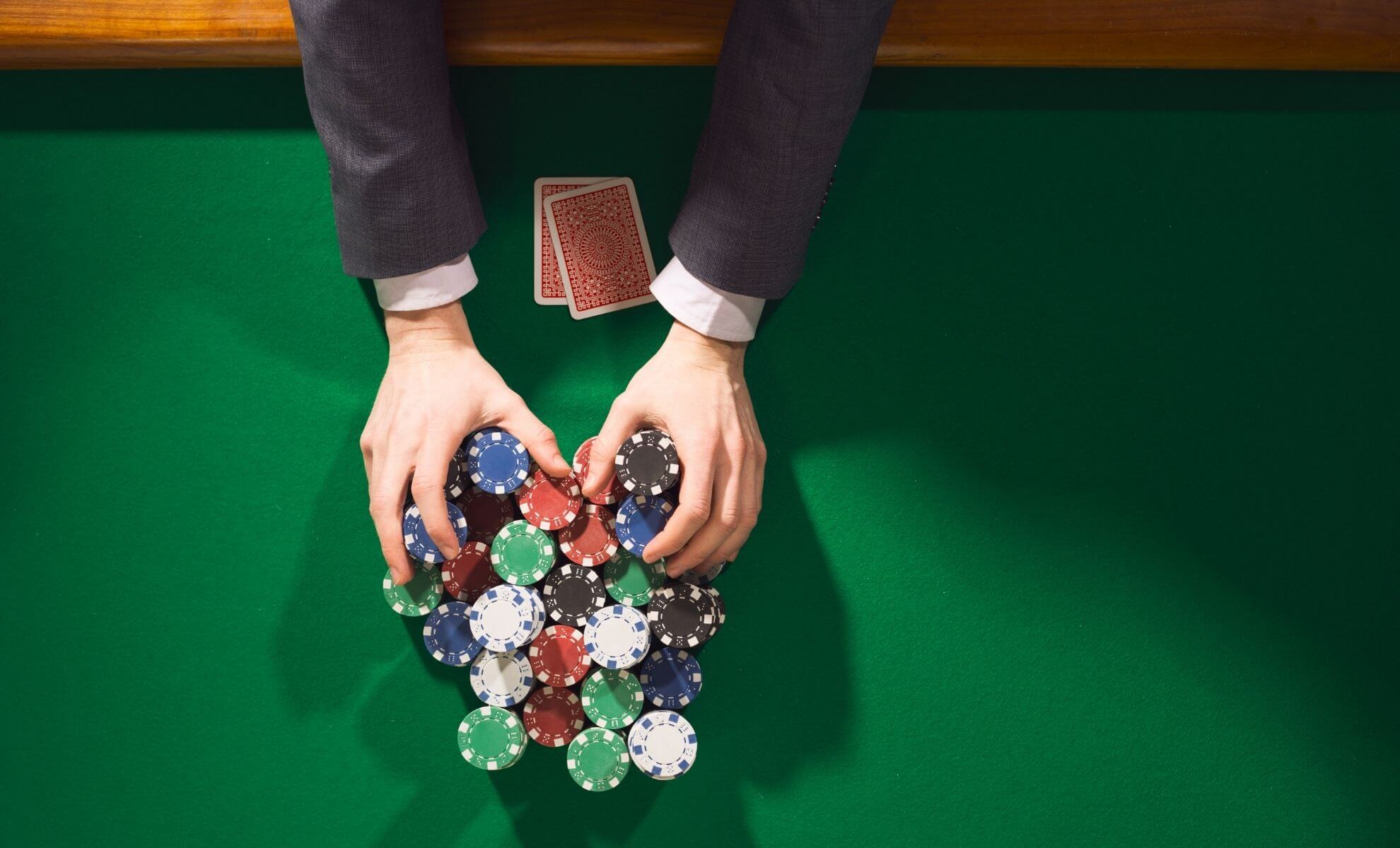 Bagaimana mengelola bankroll poker Anda