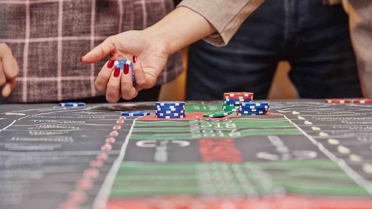 Come diventare un giocatore professionista di poker